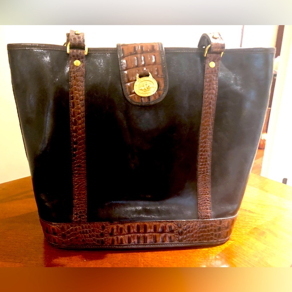Brahmin vintage Tuscan Black Brown leather Croc Alligator Shoulder Bag